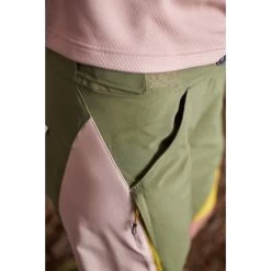 Maloja AhornM. Damen Shorts - Bloom Multi 8475 11 Maloja AhornM. Damen Shorts - Bloom Multi 8475 -Maloja maloja ahornm 945560