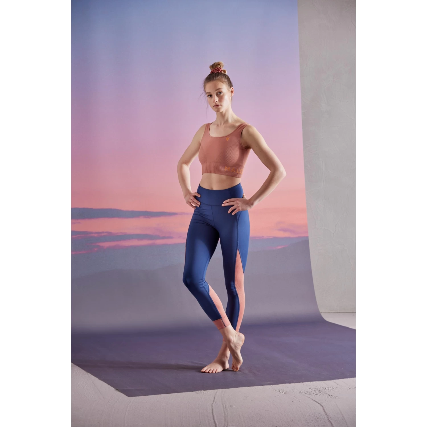 Maloja AntellaM. Damen Yoga Tights - Moonless 0817 33131 4 Maloja AntellaM. Damen Yoga Tights - Moonless 0817 33131 – Bild 4